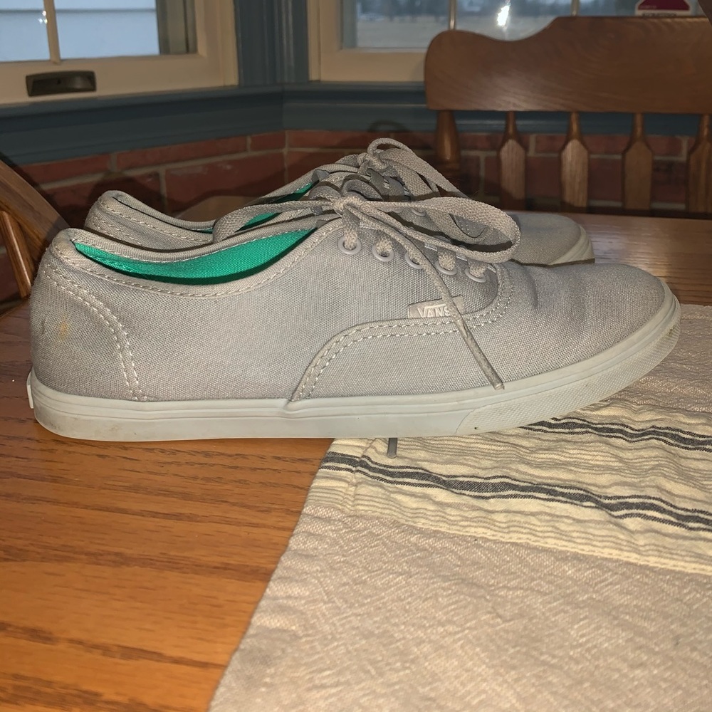 Women’s vans
